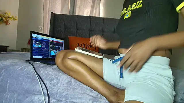 Snapshot of t-NaughtyLicia chatting on January 2026 06:28:02 AM t-NaughtyLicia online show from January 2026 06:28:02 AM