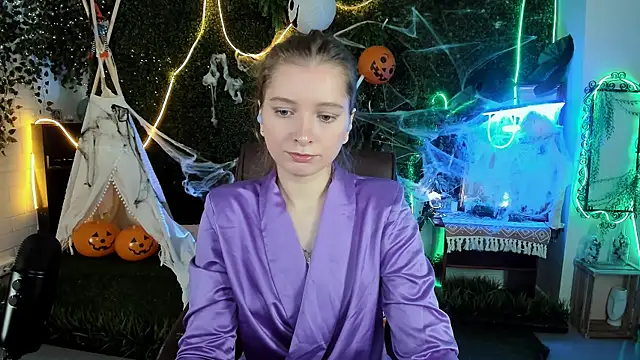 MayaSinabon online show from October 2025 09:10:01 AM