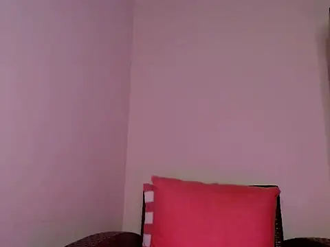 Snapshot of Sophie_Raegan chatting on January 2025 04:55:01 PM Sophie Raegan online show from January 2025 04:55:01 PM