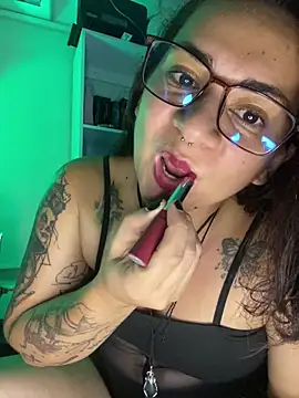 Snapshot of Amarantha_666 chatting on May 2026 10:07:01 PM Amarantha 666 online show from May 2026 10:07:01 PM