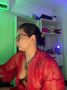 Snapshot of Amarantha_666 chatting on June 2026 10:33:02 PM Amarantha 666 online show from June 2026 10:33:02 PM
