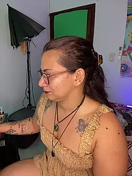 Snapshot of Amarantha_666 chatting on June 2026 10:30:01 PM Amarantha 666 online show from June 2026 10:30:01 PM