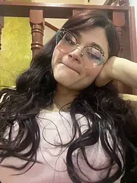 Snapshot of dayis_butera chatting on November 2025 11:27:01 AM dayis butera online show from November 2025 11:27:01 AM