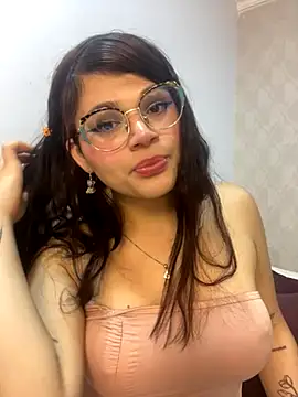 Snapshot of dayis_butera chatting on November 2025 11:54:02 AM dayis butera online show from November 2025 11:54:02 AM