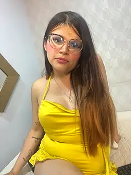 Snapshot of dayis_butera chatting on November 2025 02:20:01 PM dayis butera online show from November 2025 02:20:01 PM