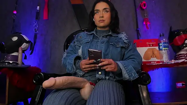 CharlotteScotte online show from January 2025 04:23:01 PM