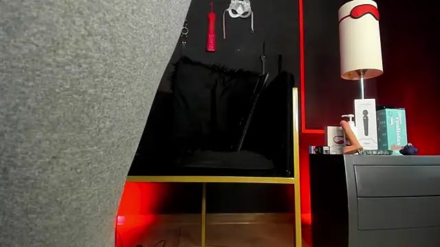 CharlotteScotte online show from October 2025 12:06:01 PM