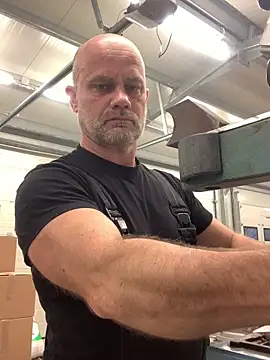 Boomerhun online show from December 2025 06:41:01 AM