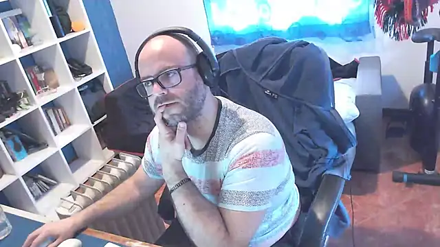 Snapshot of ravingr4d4 chatting on March 2025 12:11:02 PM ravingr4d4 online show from March 2025 12:11:02 PM