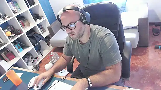 Snapshot of ravingr4d4 chatting on October 2025 10:27:02 AM ravingr4d4 online show from October 2025 10:27:02 AM