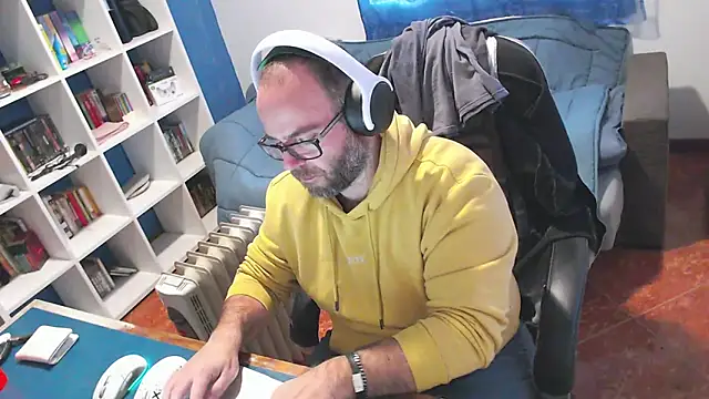 ravingr4d4 online show from January 2026 02:10:01 PM