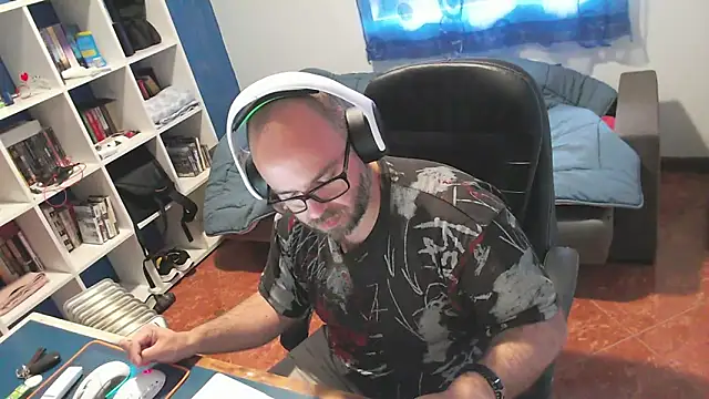 Snapshot of ravingr4d4 chatting on April 2026 08:20:01 AM ravingr4d4 online show from April 2026 08:20:01 AM