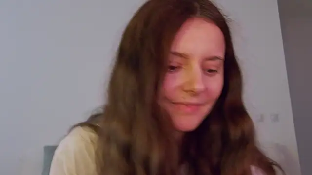 LilyRoselyn online show from October 2025 01:33:02 PM