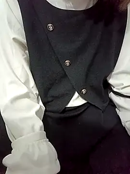 Snapshot of SweetGirl2k2 chatting on November 2025 10:51:01 PM SweetGirl2k2 online show from November 2025 10:51:01 PM