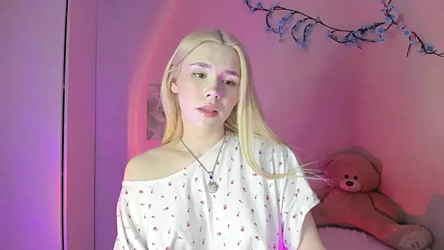 Alisa Black Star online show from March 2026 04:43:01 PM