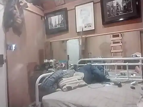 Snapshot of AlphaAlluring69 chatting on March 2025 09:02:02 PM AlphaAlluring69 online show from March 2025 09:02:02 PM