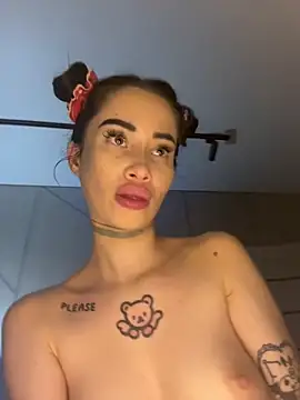 Snapshot of Yunasi chatting on December 2024 02:17:02 PM Yunasi online show from December 2024 02:17:02 PM