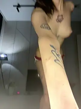 Snapshot of Yunasi chatting on February 2025 01:37:01 PM Yunasi online show from February 2025 01:37:01 PM