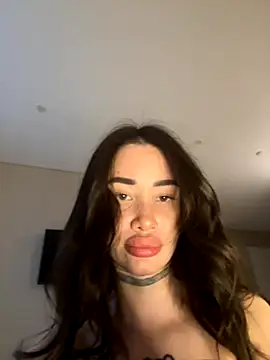 Snapshot of Yunasi chatting on September 2025 01:55:02 PM Yunasi online show from September 2025 01:55:02 PM