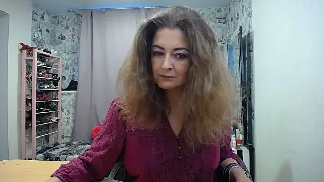 Helen1974 online show from May 2026 02:02:01 PM