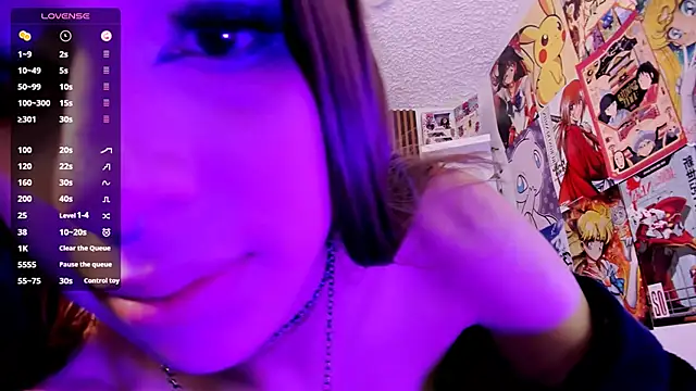 Snapshot of bellablack27 chatting on December 2024 12:04:01 PM bellablack27 online show from December 2024 12:04:01 PM