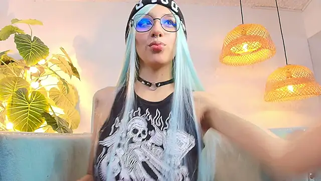 Snapshot of bellablack27 chatting on September 2025 03:59:01 PM bellablack27 online show from September 2025 03:59:01 PM