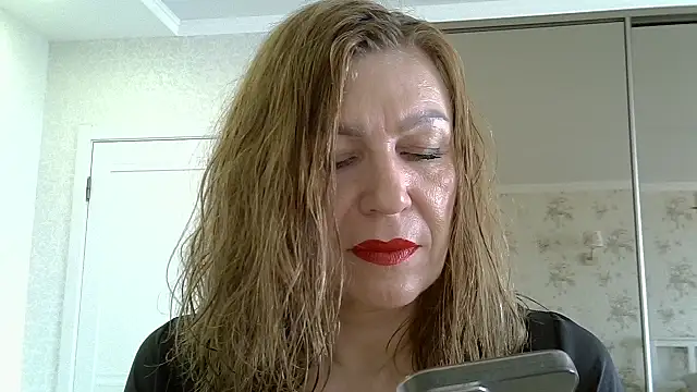 Alexandra-Rosee online show from April 2026 06:00:02 AM