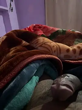 delhiboyz1 online show from December 2025 05:41:01 PM