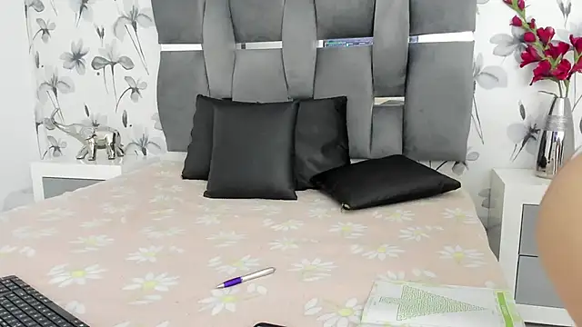 Ehotloveaxxx online show from November 2025 03:55:02 PM