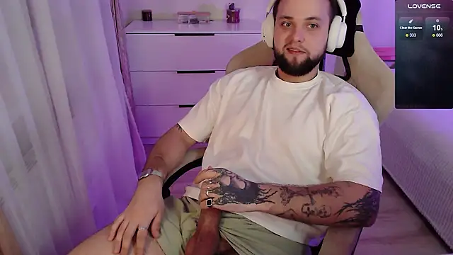 ChillyXO online show from February 2026 02:41:01 AM