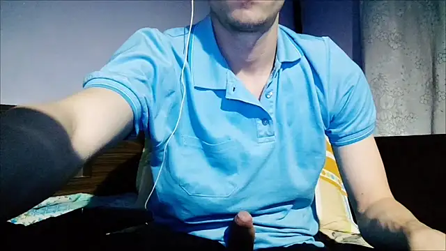 Snapshot of _Hocthus_ chatting on January 2025 12:00:01 AM Hocthus online show from January 2025 12:00:01 AM