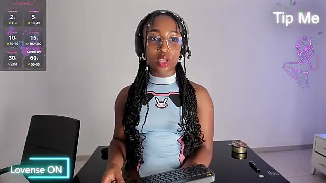 EmmaSanzz  online show from February 2025 02:41:01 PM