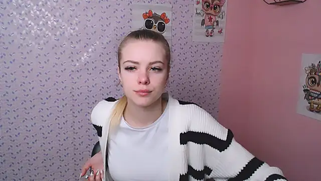 AliceFlirtt  online show from January 2025 12:50:01 PM