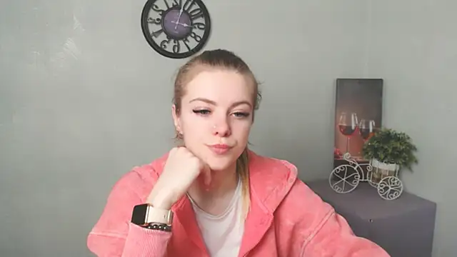 AliceFlirtt  online show from February 2025 01:37:02 PM