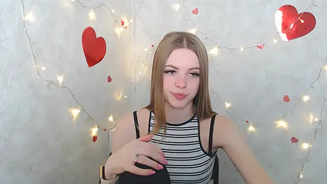 AliceFlirtt  online show from March 2025 09:23:01 PM