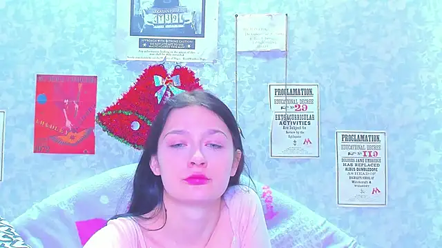 Vanessa Florence online show from January 2025 11:04:02 AM