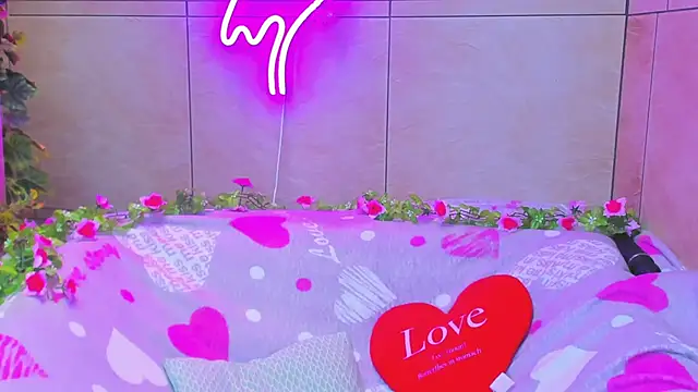 Vanessa Florence online show from March 2025 01:07:01 AM