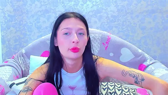 Vanessa Florence online show from September 2025 05:29:01 AM