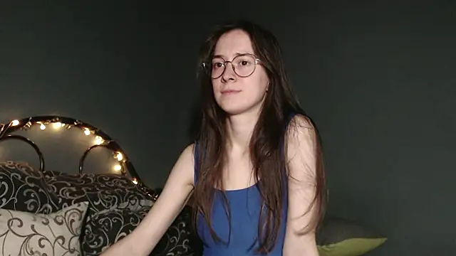 wow  kelly online show from October 2025 04:00:01 PM