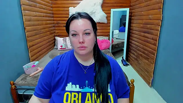 BubbleEmma online show from January 2025 07:27:01 PM