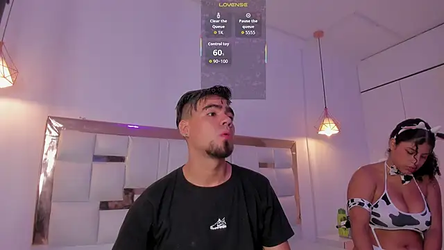 PittAndLunaa online show from December 2025 01:20:02 PM