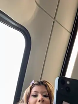 jackelinuh online show from February 2026 02:24:01 PM