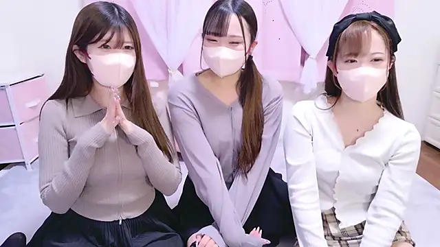 Snapshot of -MARIchan- chatting on February 2025 03:42:02 PM -MARIchan- online show from February 2025 03:42:02 PM