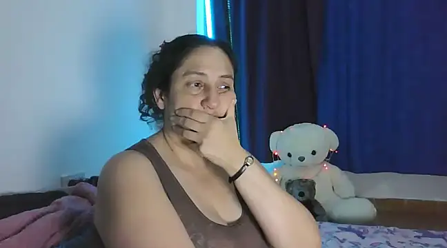 Snapshot of ximenajimenez chatting on January 2025 03:38:02 AM ximenajimenez online show from January 2025 03:38:02 AM