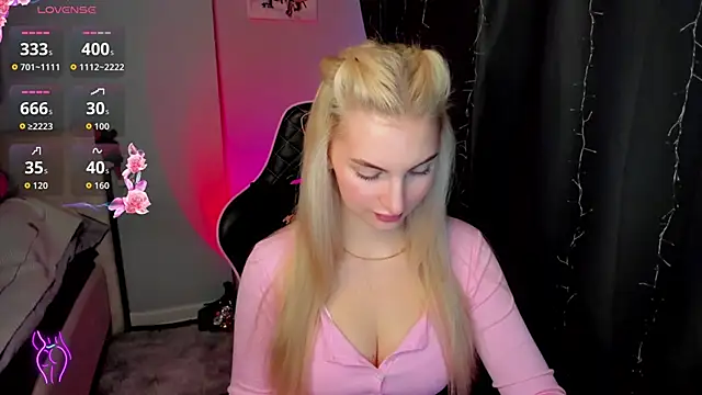 Snapshot of Kimmy_powell chatting on February 2026 01:36:01 AM Kimmy powell online show from February 2026 01:36:01 AM