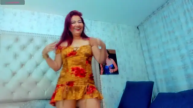 Snapshot of Victoriarouss- chatting on October 2025 10:10:01 PM Victoriarouss- online show from October 2025 10:10:01 PM