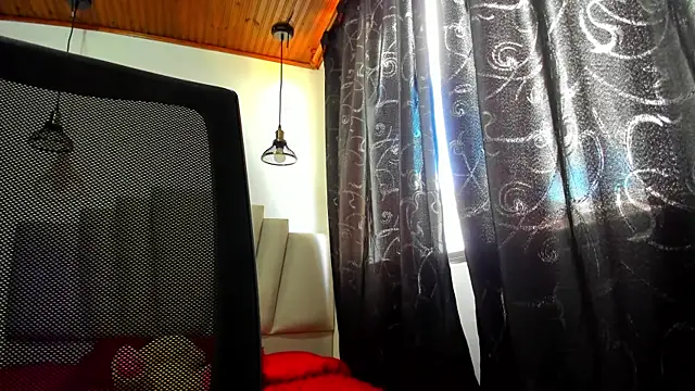 Snapshot of samantha__wilson chatting on October 2025 03:19:01 PM samantha wilson online show from October 2025 03:19:01 PM