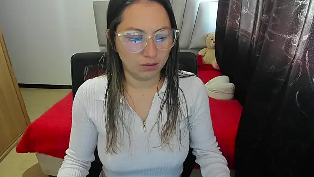 Snapshot of samantha__wilson chatting on November 2025 01:24:02 PM samantha wilson online show from November 2025 01:24:02 PM