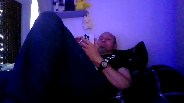 El Gizmo online show from March 2026 07:14:01 PM