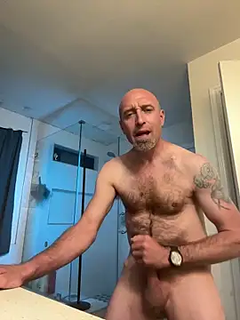 El Gizmo online show from April 2026 12:05:02 PM